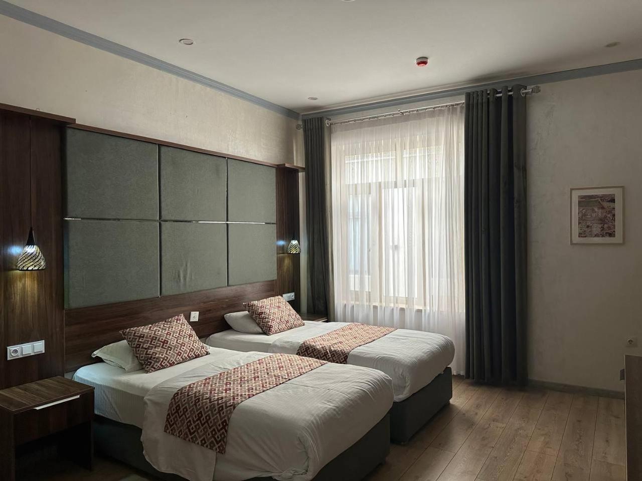 Atrium Hotel Boukhara Extérieur photo