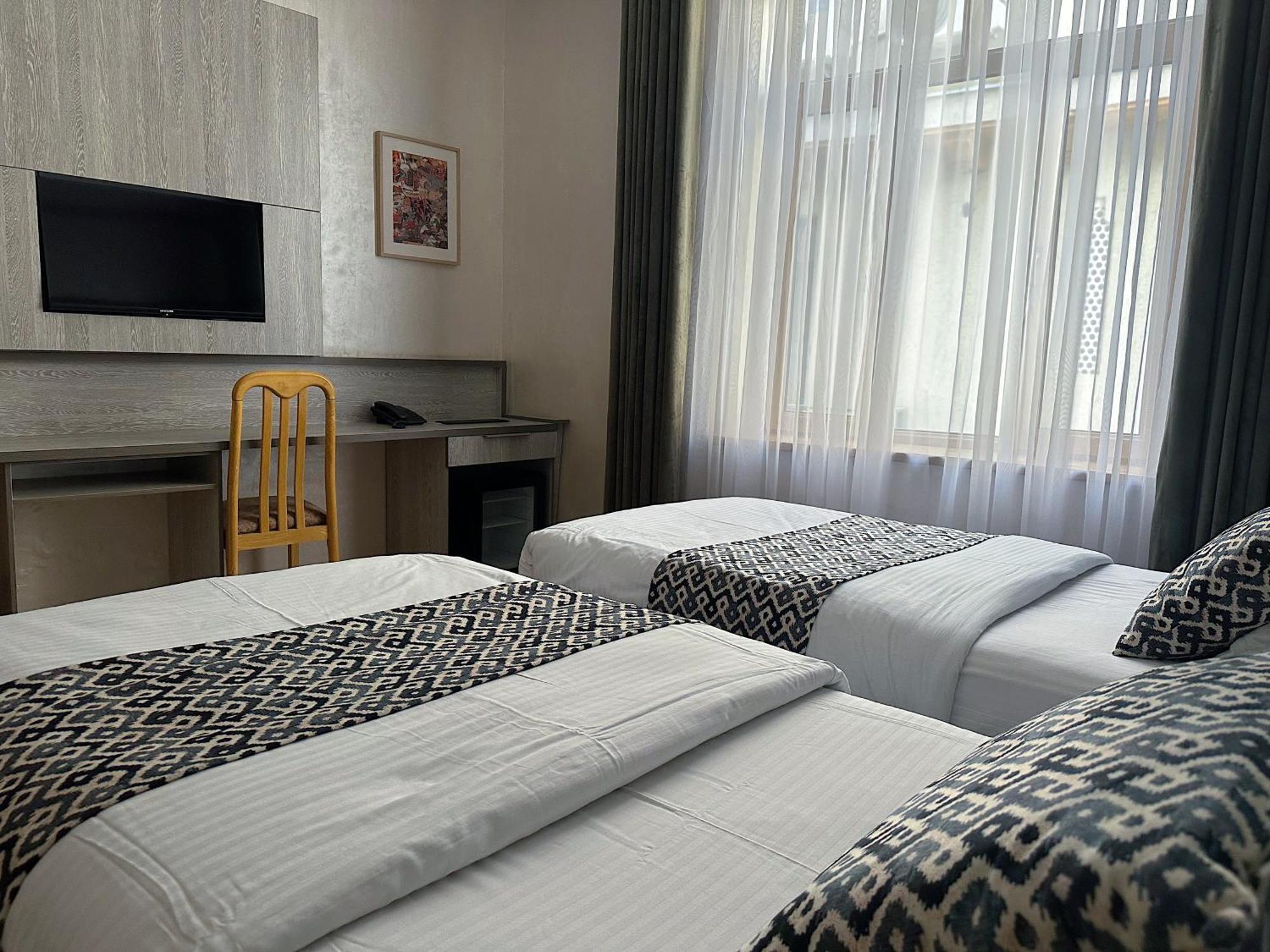 Atrium Hotel Boukhara Extérieur photo